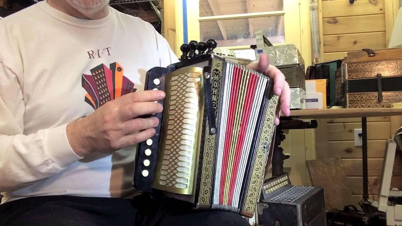 Hohner HA114 Four Stop button accordion in C, Cajun tuned, #227 (sold)