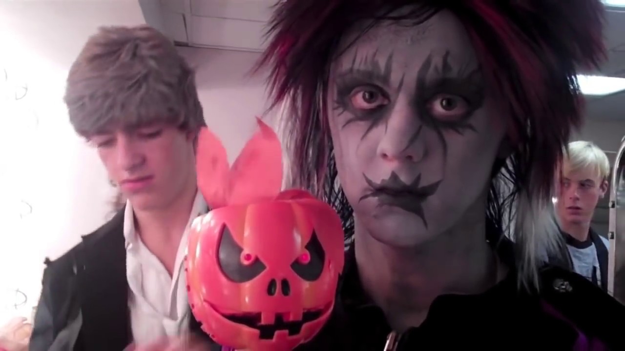 R5 TV - EPISODE 22 THRILLER!!!!