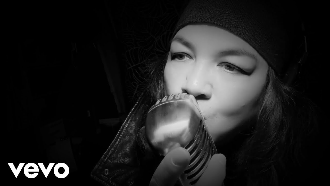 Kelly Moneymaker - RAISING A GHOST (Official Video)