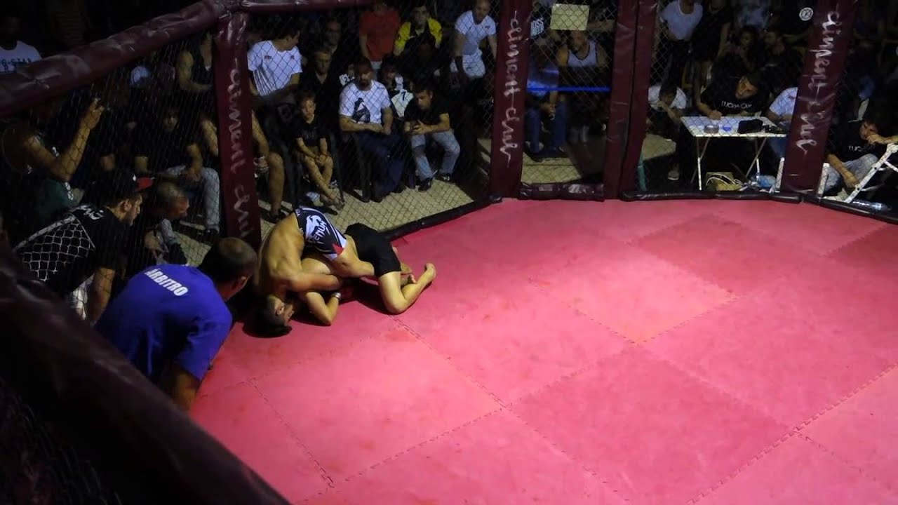 65 kg - Kalil Martín El Chantibi ( Circus Arena ) vs Ilia Topuria ( Climent Club )