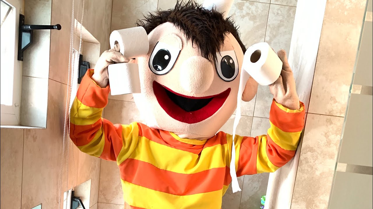 Beto Tapó el Baño - El Show de Bely y Beto