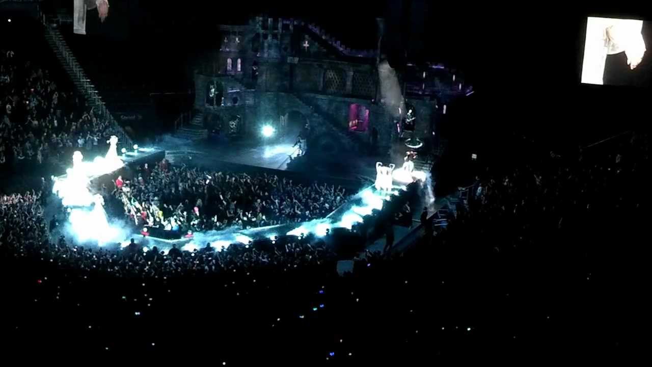 Lady Gaga Performs 'Bloody Mary' At Kansas City Sprint Center 02.04.2013