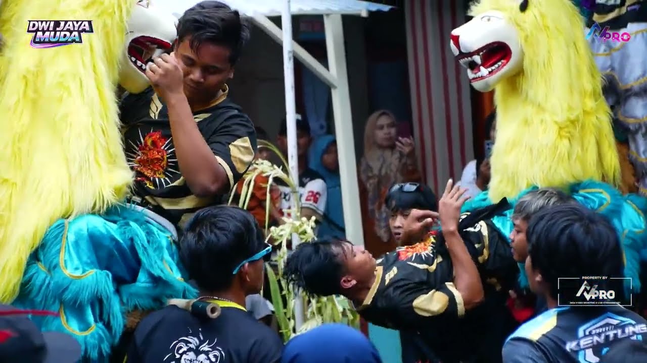 Atraksi Simba - Dwi Jaya Muda - Live Muncanggela Kuningan 