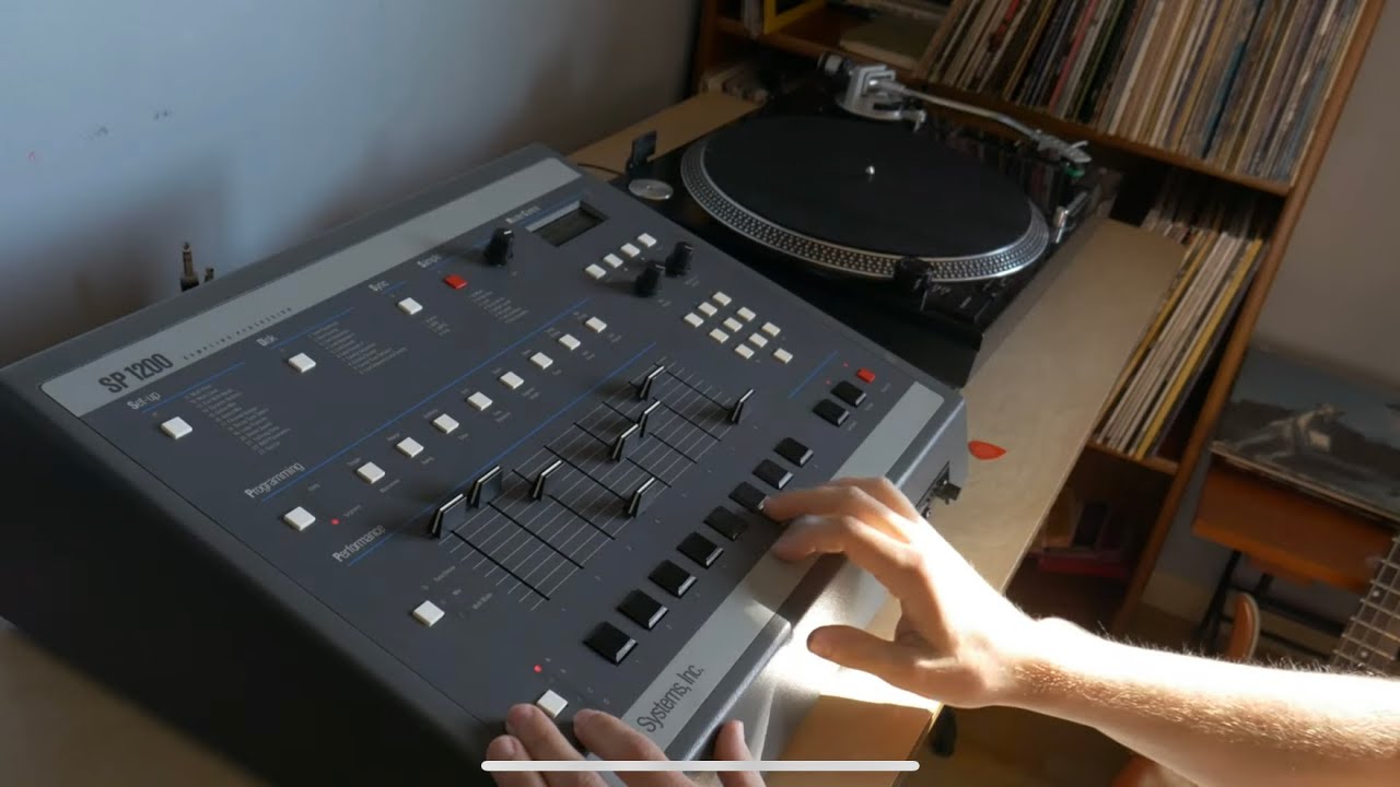 SP 1200 & Akai S950 - Beatmaking process “Scarville”
