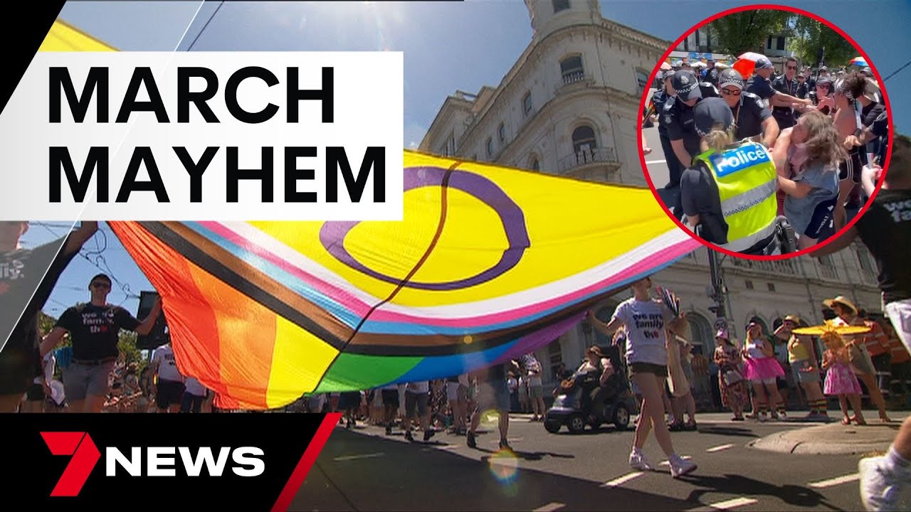 Violent confrontations between police and protestors at the Midsumma pride march | 7 News Australia