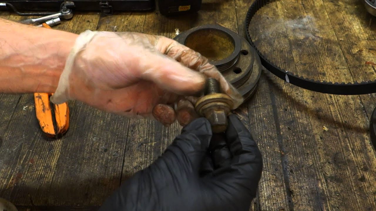 What is right torque wrench amount for crankshaft pulley wheel bolt Honda Civic