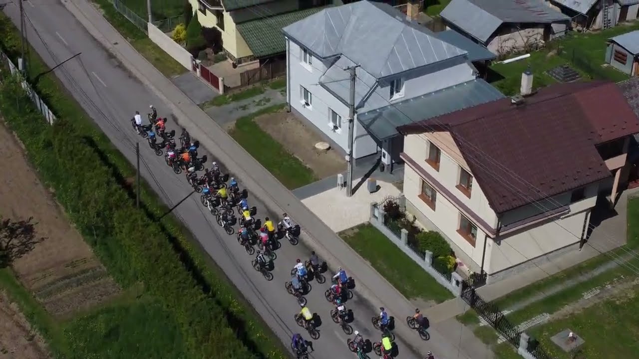 MTB - Cez Iľovnícky hrebeň - Lackovce 2025 - štart strednej trate
