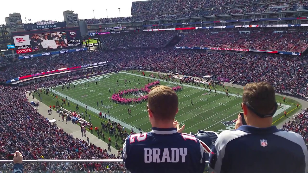 Tom Brady returns to Gillette Stadium after suspension (loud!)