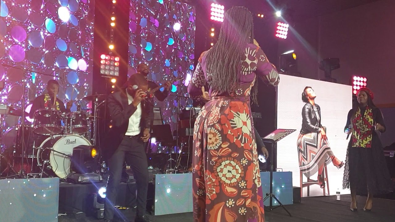 Sandra Mbuyi ft Jonathan Mandanda Maloba ezangate