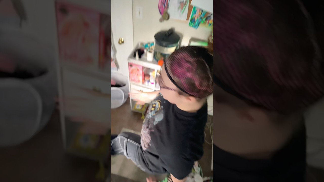 ‪@S0ggy_w4ff13zz‬