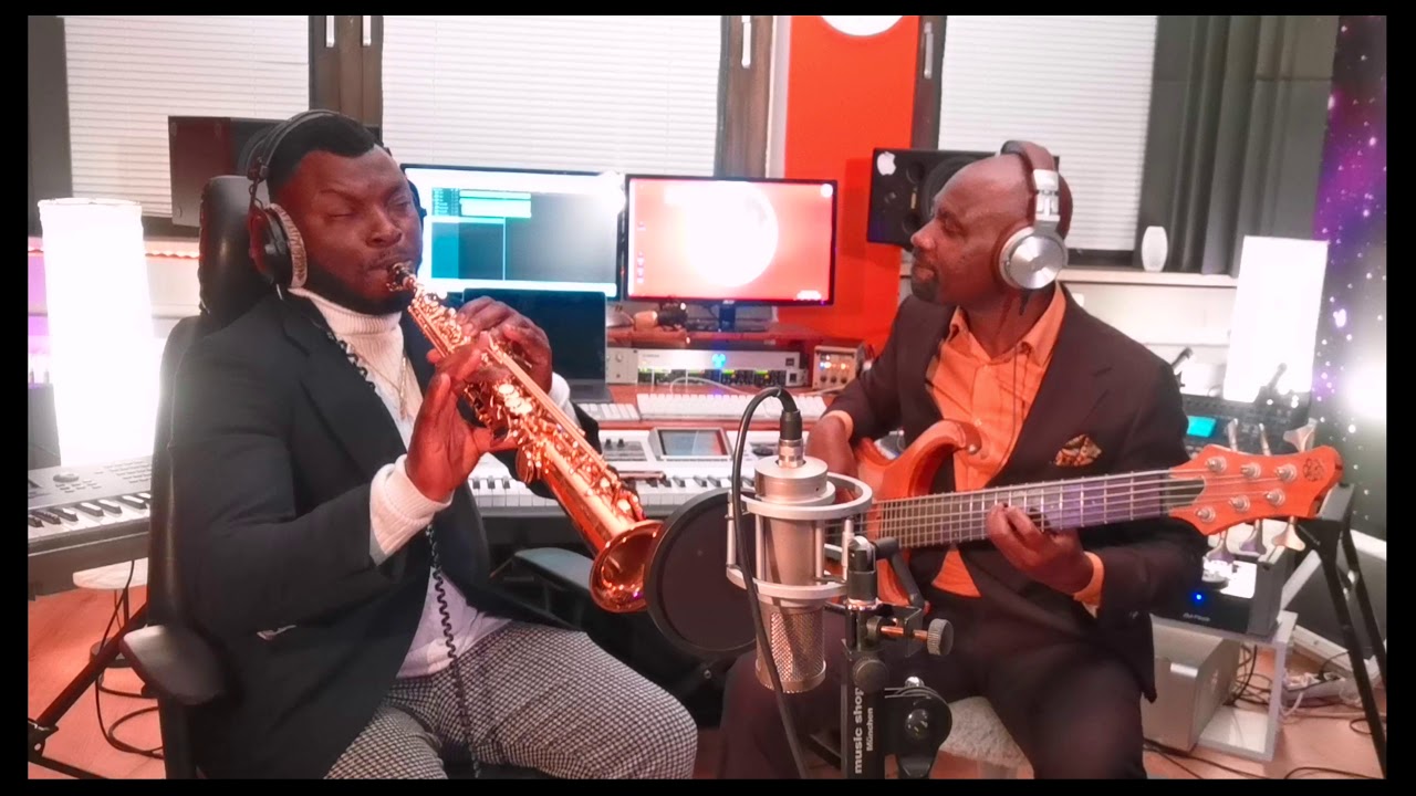 Sweet mother by prince nico mbarga, saxophone cover by (Charles D Saxlord)