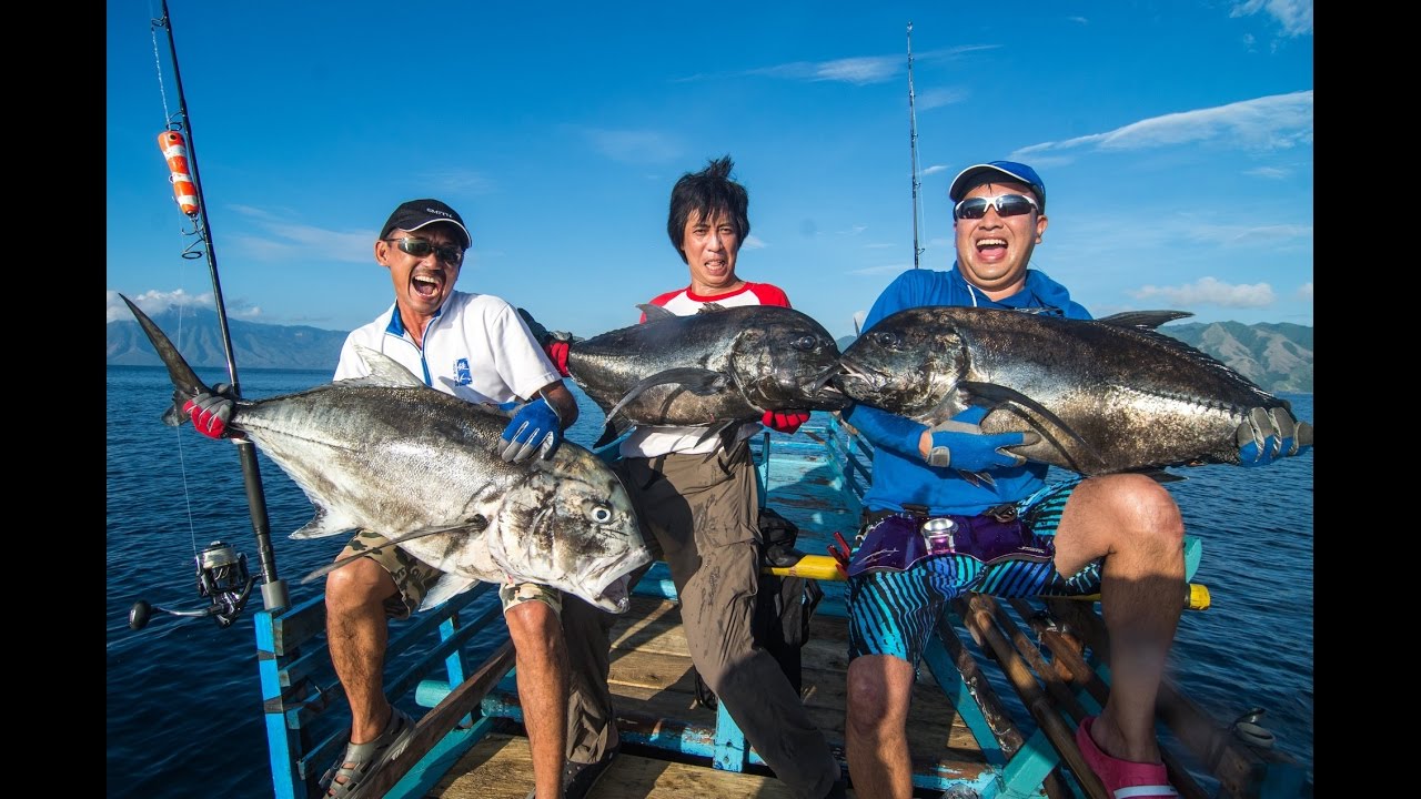 Big GT Popper Fishing  giant GT at Indonesia Alor - 1st morning