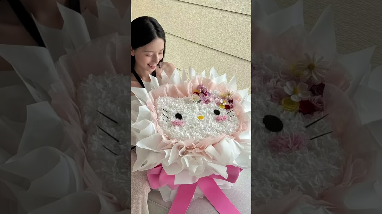 Preserved Flower Everlasting Rose Bouquet HelloKitty#flowers #gift #doll #hellokitty #bouquet #love