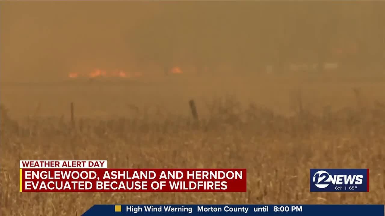 At least 2 Kansas towns evacuated due to wildfires