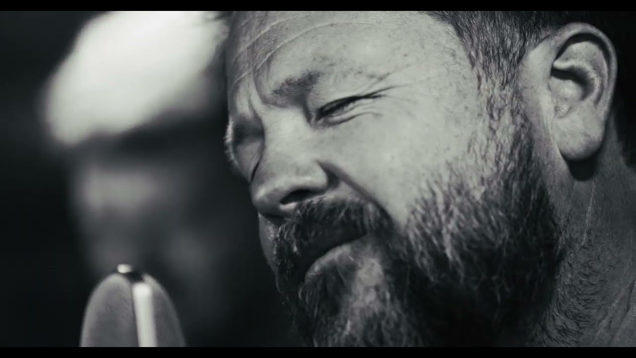 Tom Busby – Lottery Live (Acoustic Session @ Junk Bar, Brisbane)