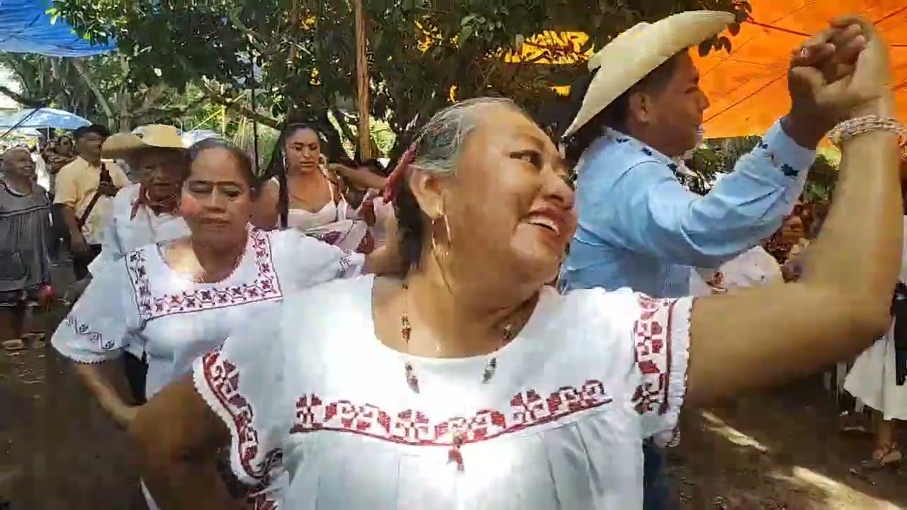 EL Baile De Los Juegos En San Miguel Totolapan Corte De Rosa 2024