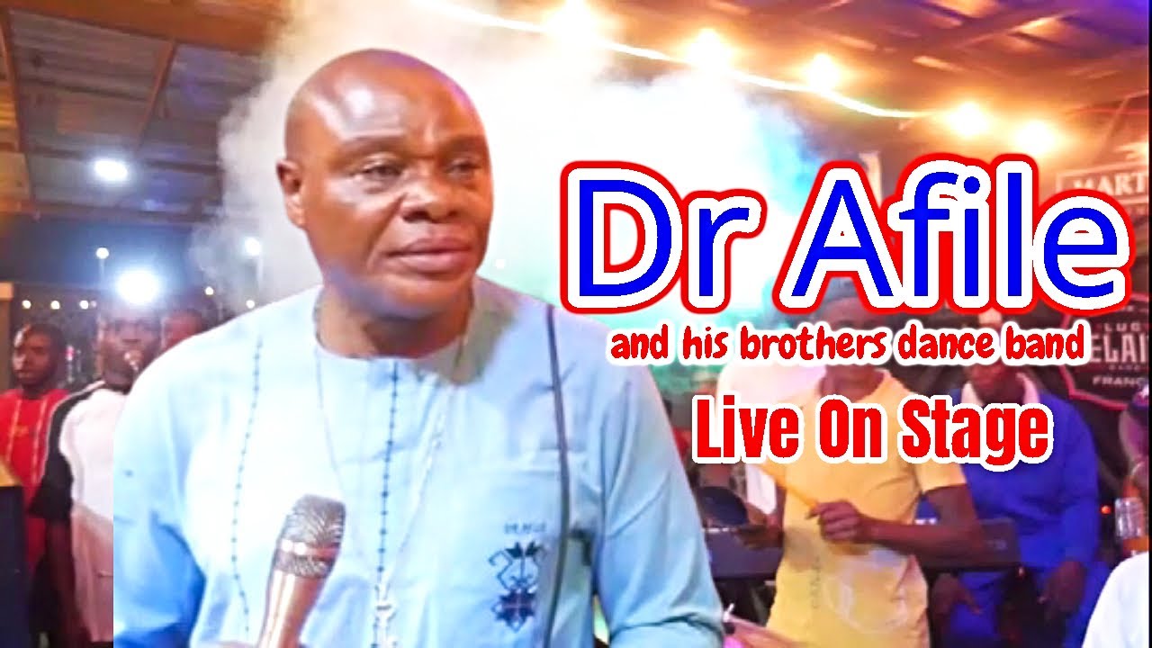 DR AFILE AND HIS BROTHERS DANCE BAND LIVE ON STAGE
