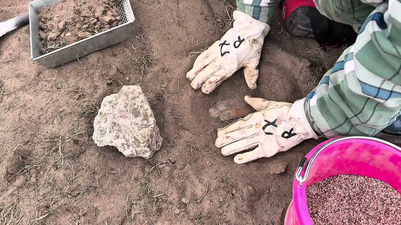 Coyote Trapping: How to Make a Flat Set