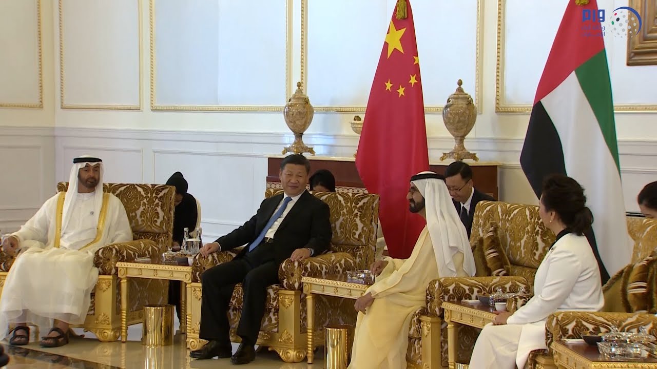 محمد بن راشد ومحمد بن زايد في مقدمة مستقبلي الرئيس الصيني