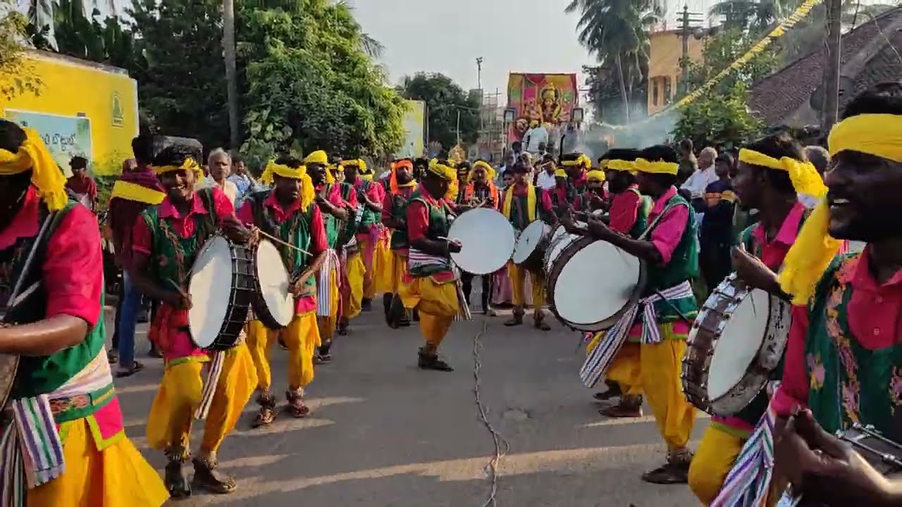 kadalirandi telugu desa karyakarthalara song. kaja dappulu krishna jilla. telugu desam party song.