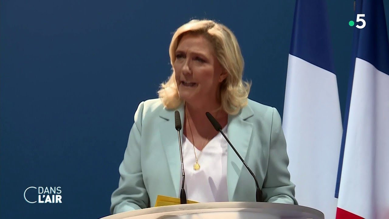 Le Pen se lance, Zemmour s'avance - Reportage #cdanslair 13.09.2022