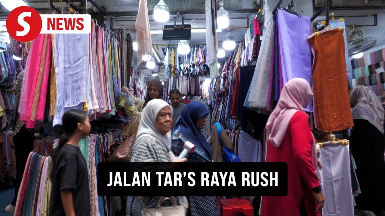 KL shoppers race to beat Raya deadline amid rising cost concerns