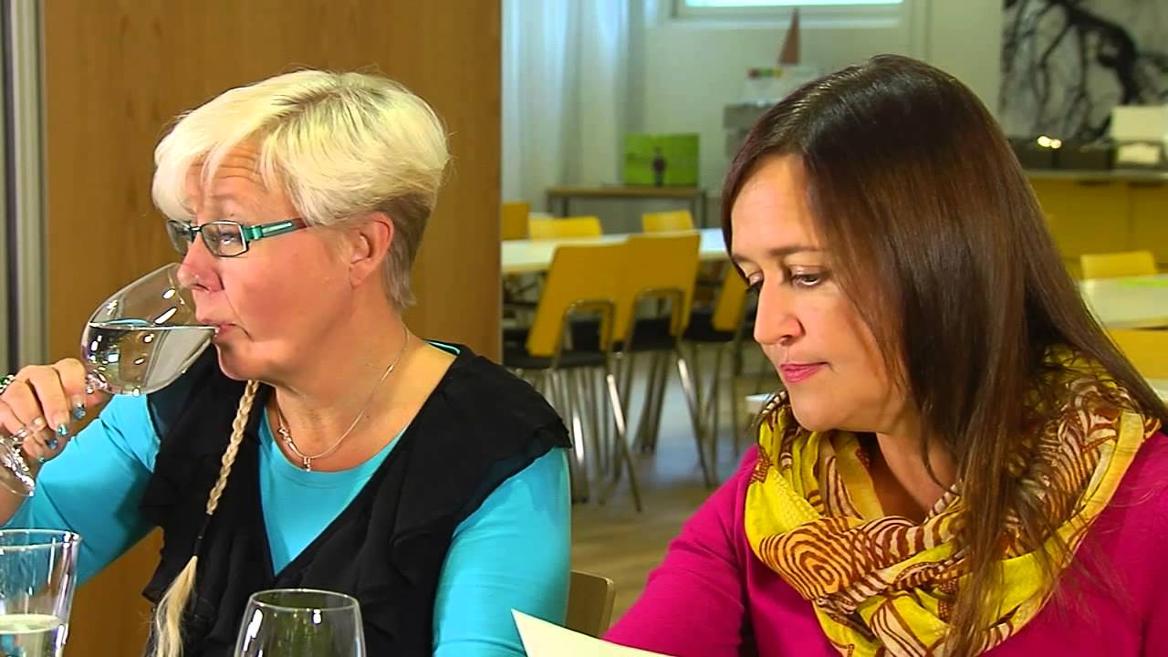 Keliaakikko ravintolassa