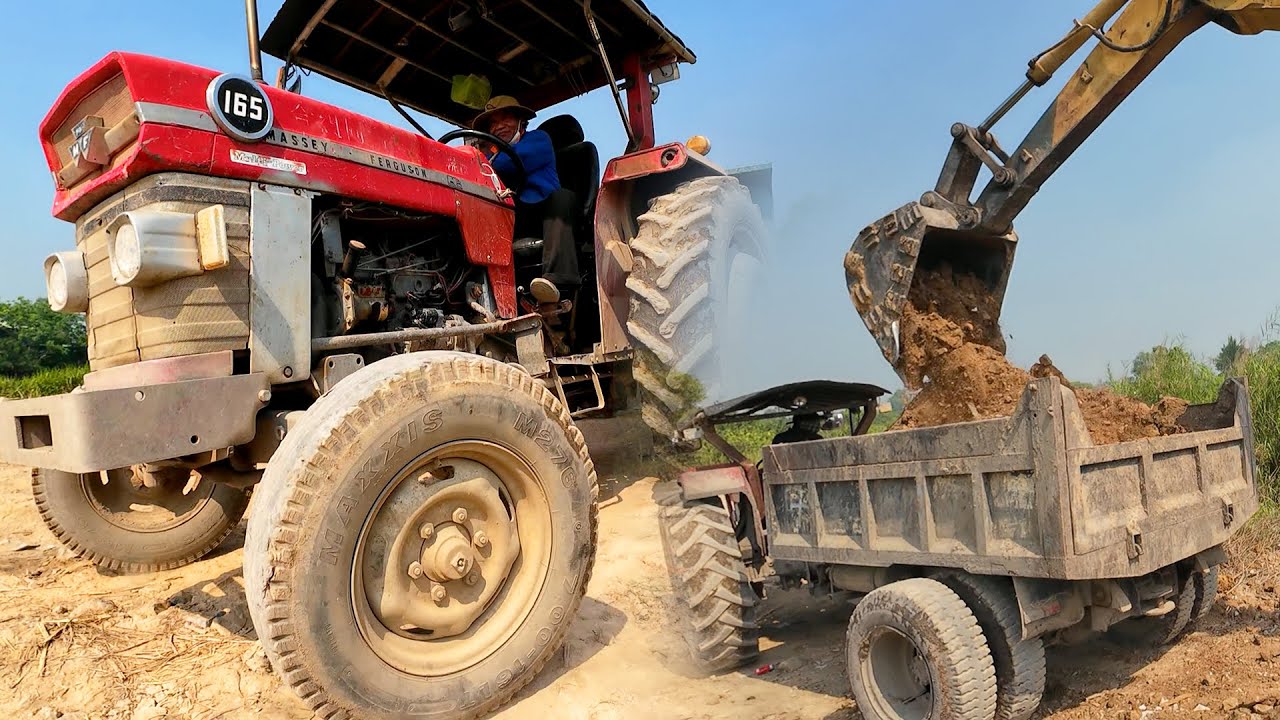 M&aacute;y X&uacute;c KOBELCO Yutani M&uacute;c Đất L&ecirc;n M&aacute;y C&agrave;y - Xe C&agrave;y Chở Đất / Tractor Excavator