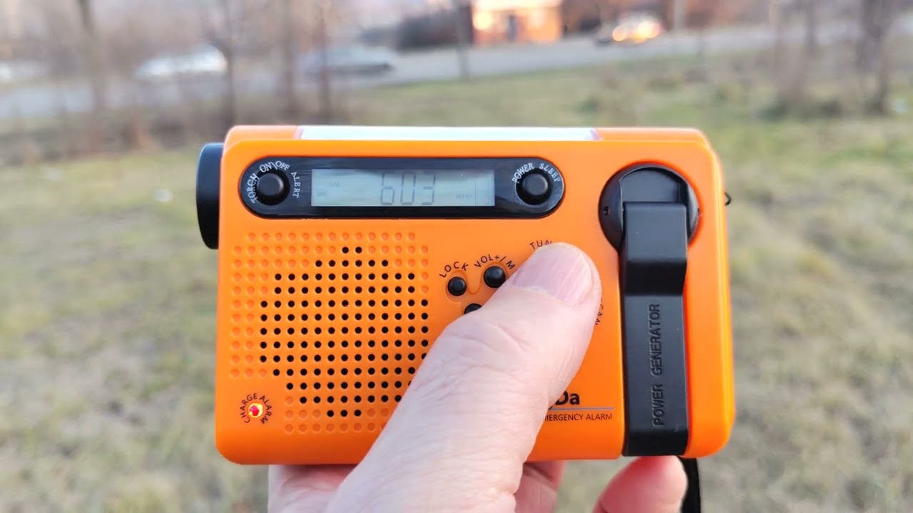 HRD 900  приём на Средних Волнах.