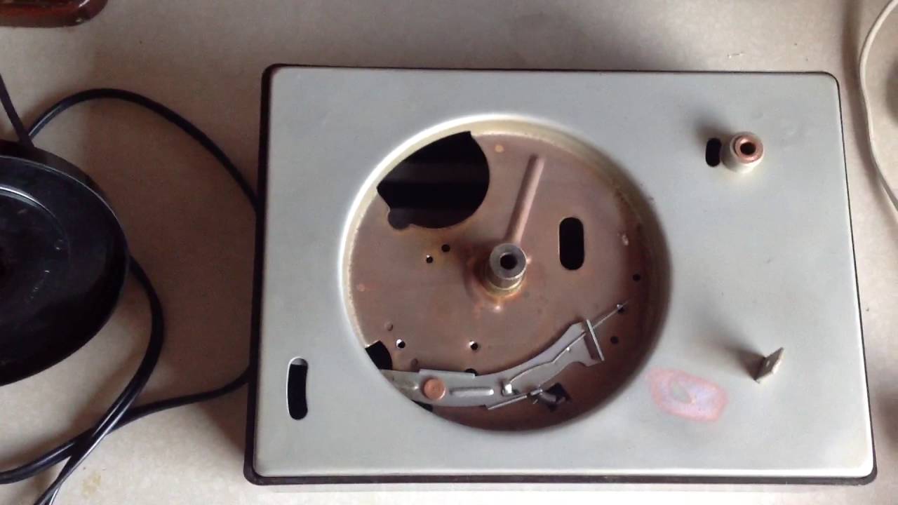 RCA-Victor 45-J-2 Restoration Part One. 45 rpm Record Player
