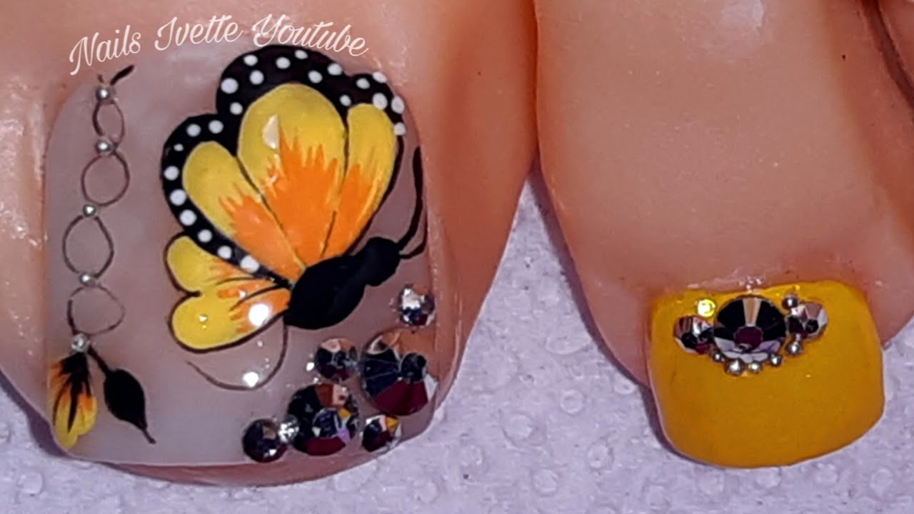 Diseño de uñas elegantes/decoración de uñas PIE MARIPOSA/Uñas decoradas para pie en tono amarillo