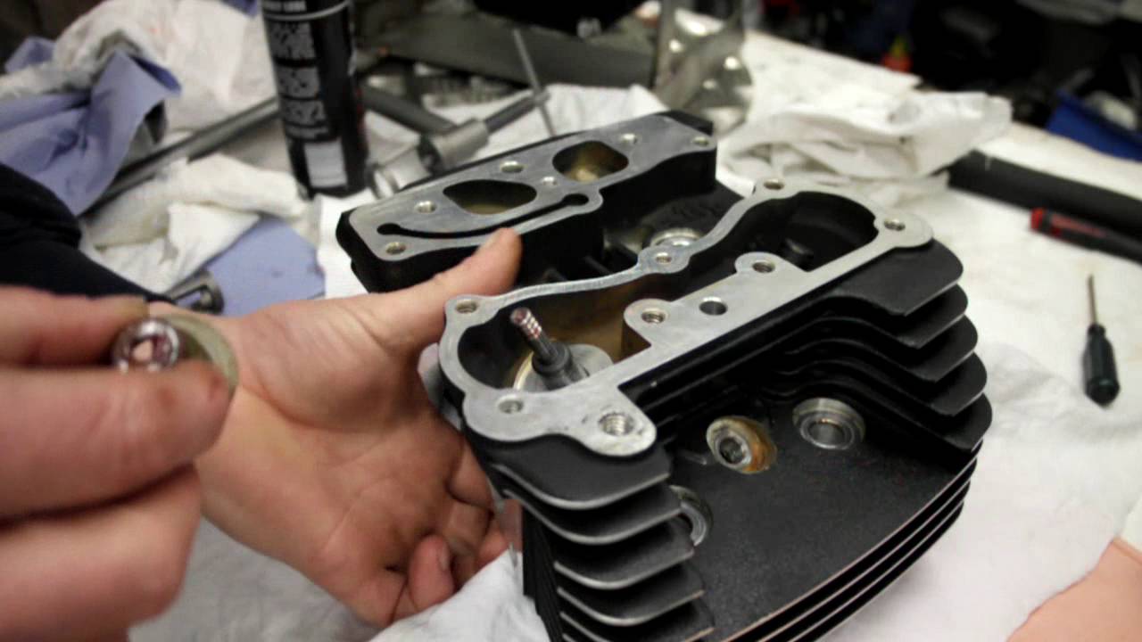 Harley Twin cam 88ci strip and rebuild part 23