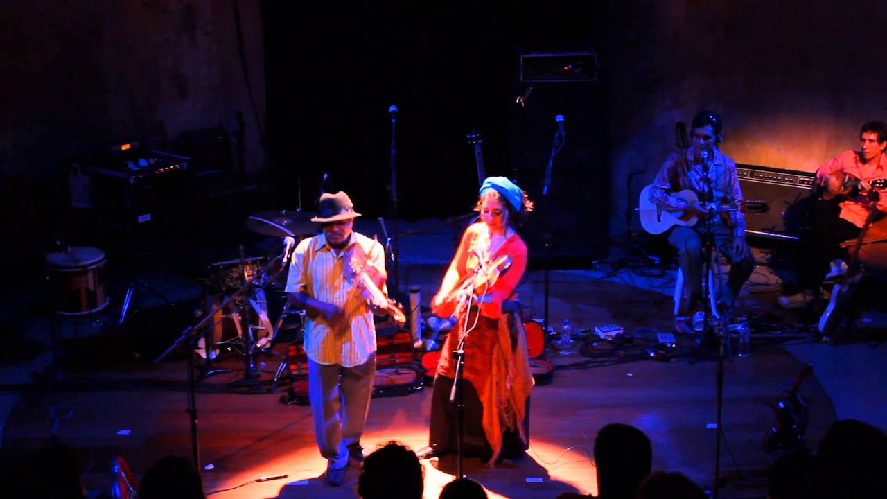 CARAVANA RABEQUEIROS DE PERNAMBUCO - TEATRO PAIOL CURITIBA 2013