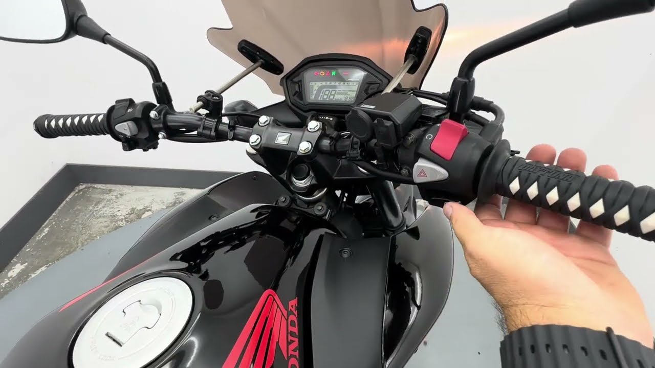 Honda CB400F (038)