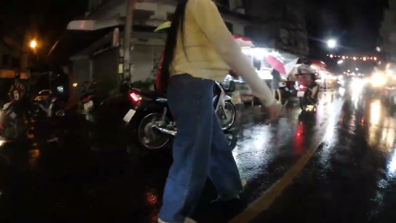 Thung Song 🇹🇭 — Uncut Walking Through Thailand part 9