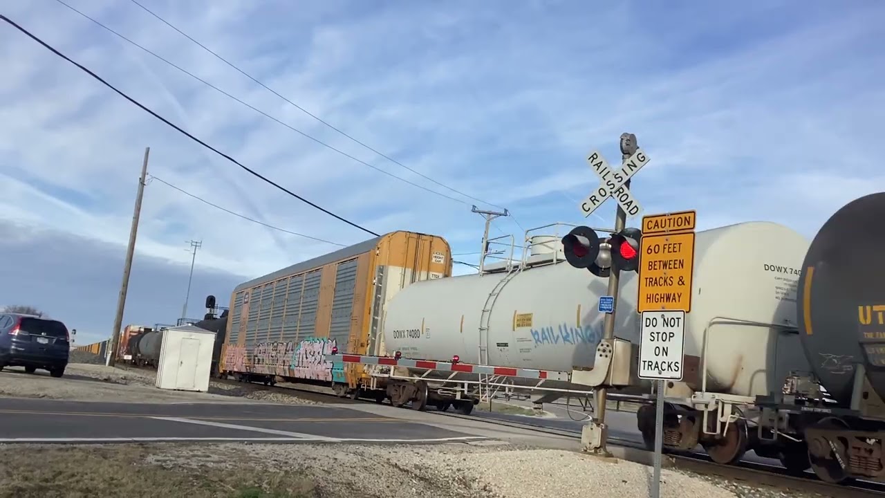 NS 1121 South Of Decatur, IL 3/13/26