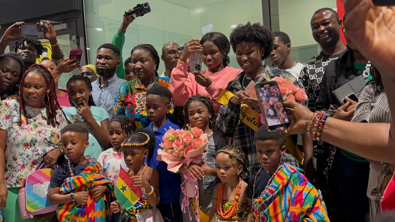 Afronita & Abigail grand arrival to Ghana after Britain got talent. They’re happy👏