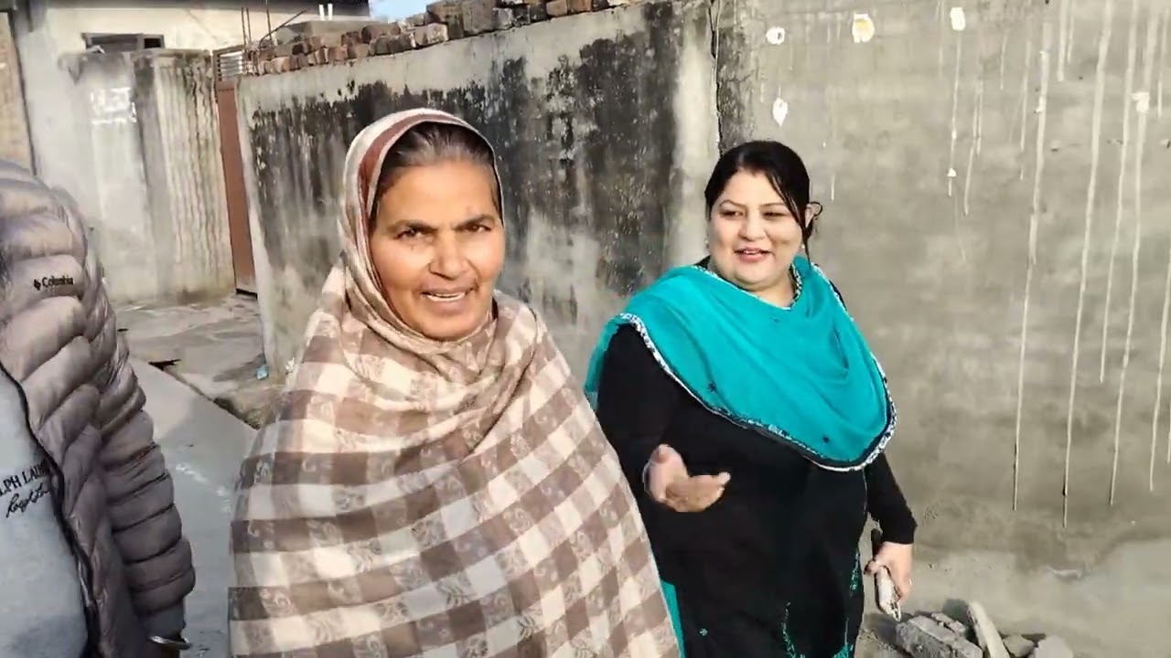Kawal paji nal  gye asi khet dekhan 