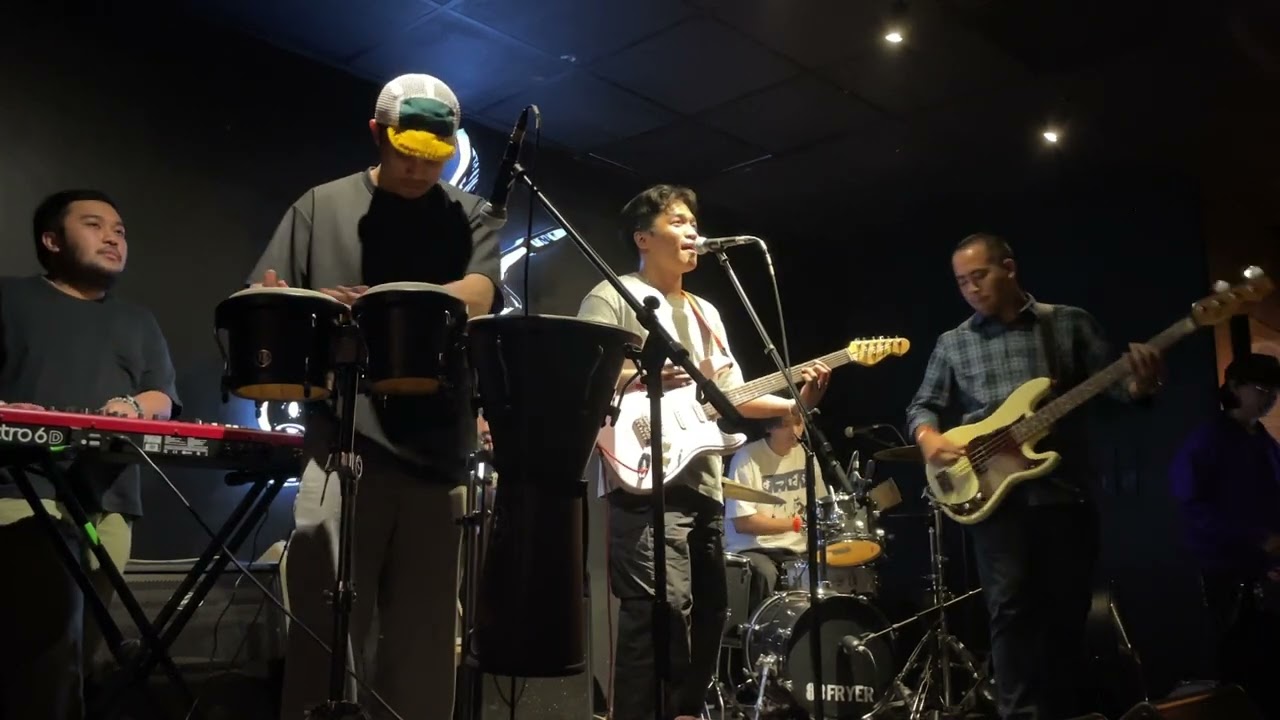 Purples n' Oranges - Break My Heart Again (Live @ 88Fryer)