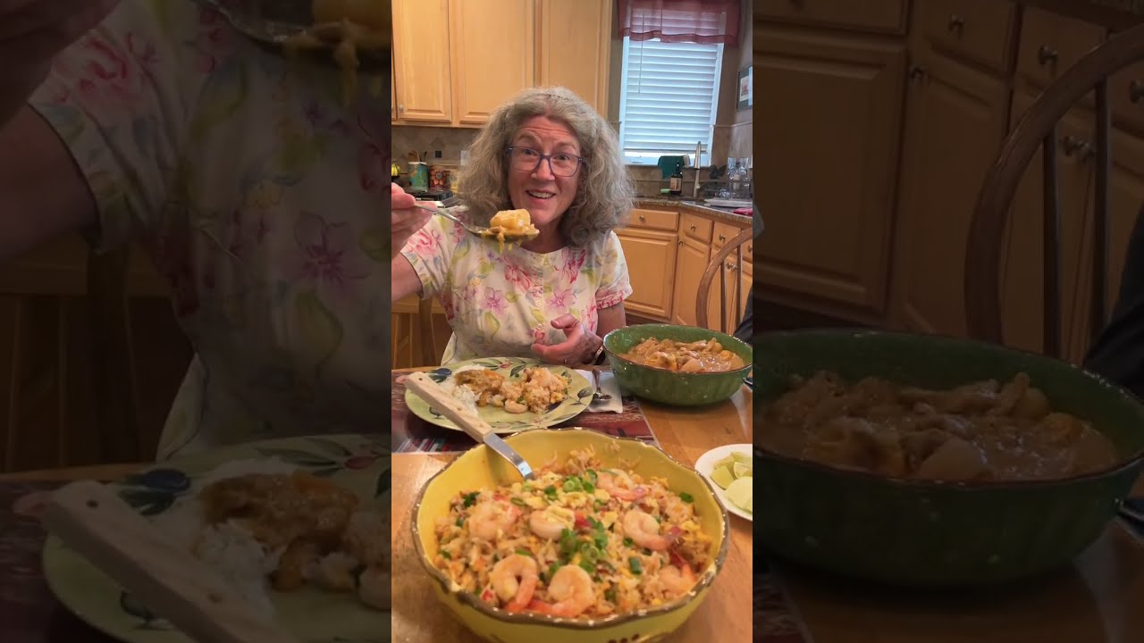 แกงมัสมั่นกับข้าวผัดกุ้ง #อาหารไทย #fyp #family #cooking #life #daily #thaifood  #ຄ￼ົນລາວໃນອະເມຮິກາ