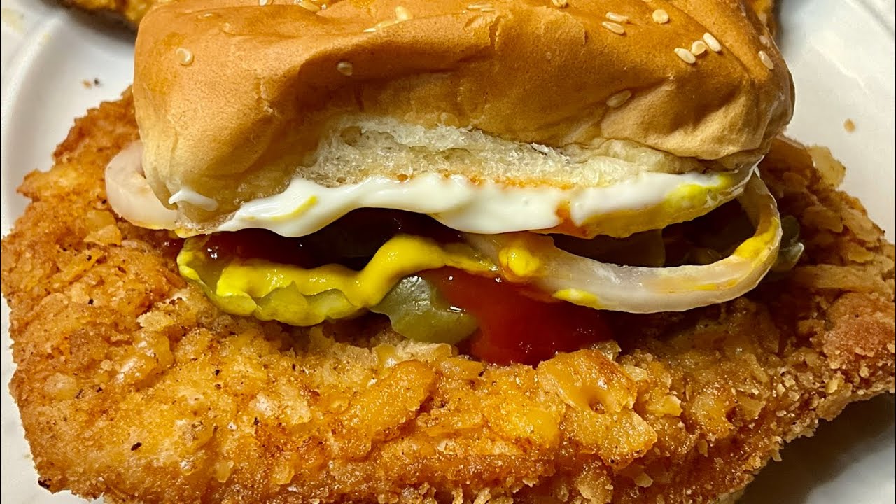 Learn how to make restaurant style breaded tenderloins at home!  Yum!!!