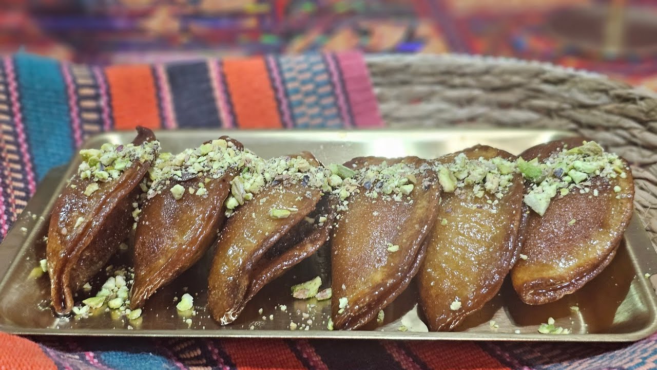 طريقة عمل القطايف في البيت زي المحلات بالظبط 👌#طريقة_عمل_القطايف#قطايف_رمضان#حلويات#حلويات_رمضان#