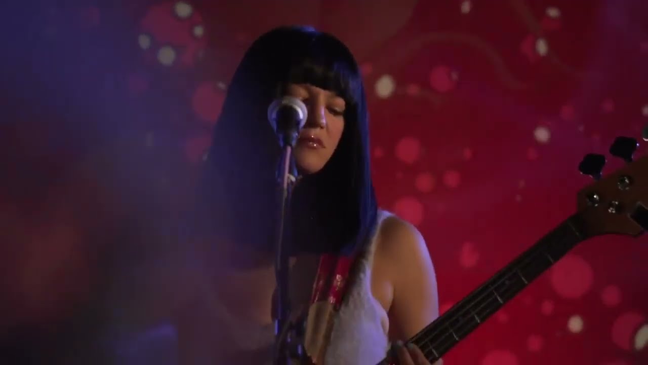 Khruangbin 10 Minute Loop - 2nd half of August 12 (live at Pitchfork)