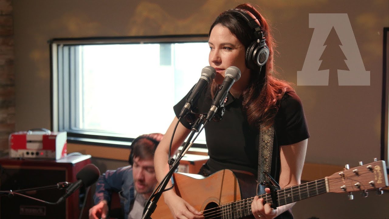 Chelsea Williams - Anything Worth Saving | Audiotree Live