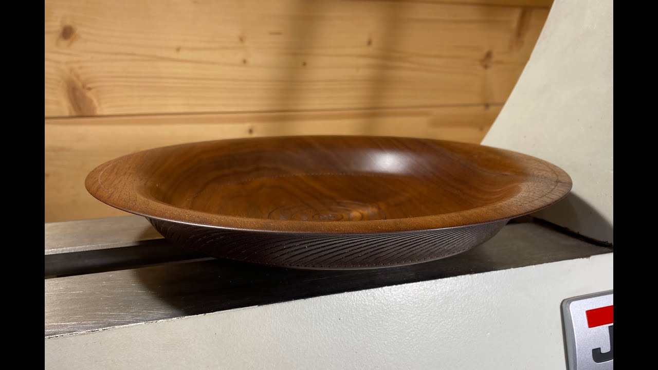 Plate Wally II. || Woodturning || Texturing tools