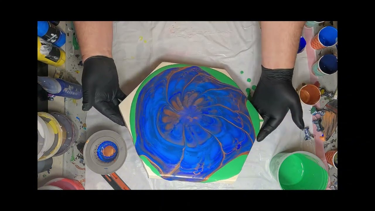 Elevated strainer all metallic blue acrylic pour