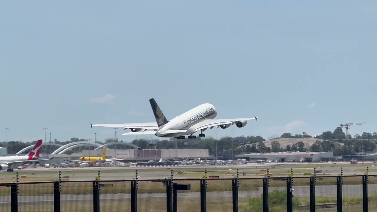 Singapore Airlines A380 departing Sydney Airport 