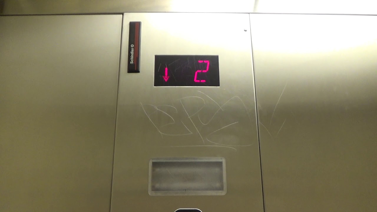 Schindler Hydraulic Elevator @ Sears - Woodfield Mall - Schaumburg, IL