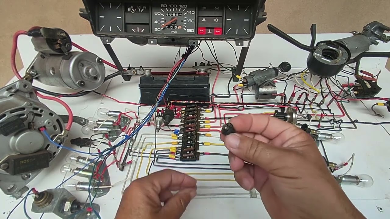 Mendonça - como é o funcionamento da luz do freio de mão 