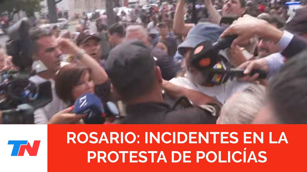 TENSIÓN EN ROSARIO: los policías descartaron levantar la protesta y agredieron a uno de sus jefes
